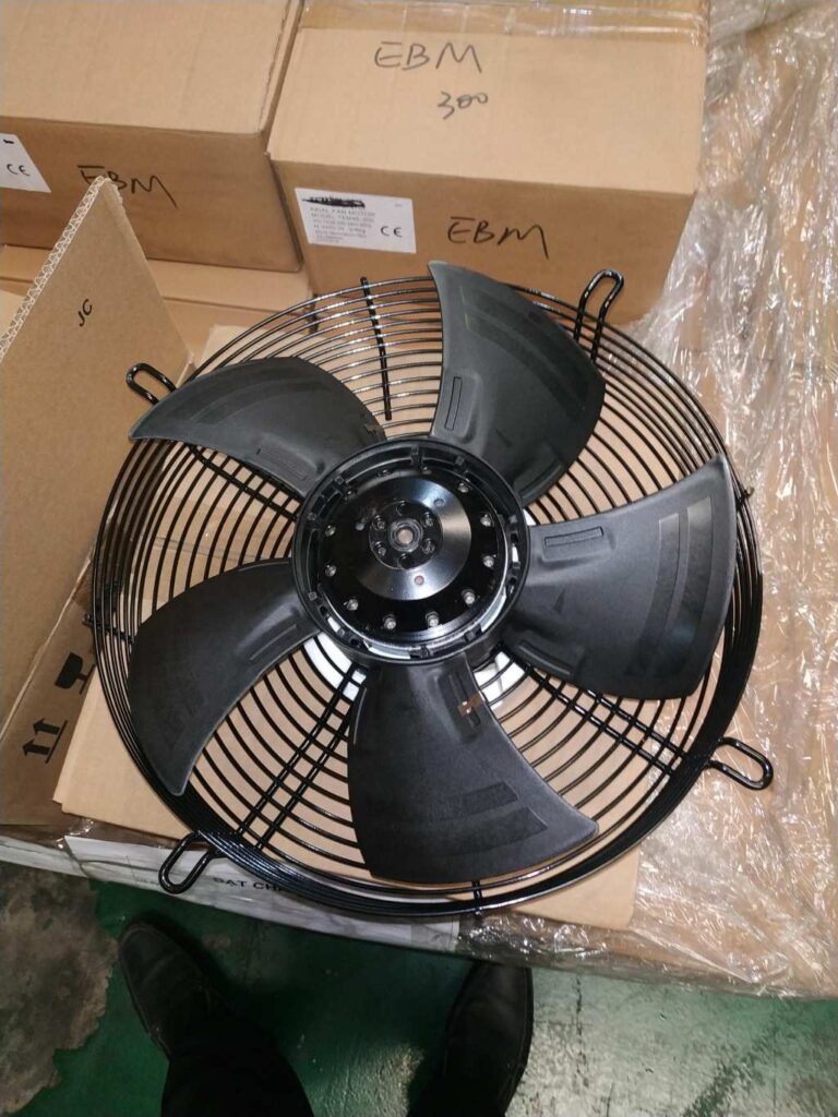 Quạt dàn lạnh EBM S4E400-AP05-38